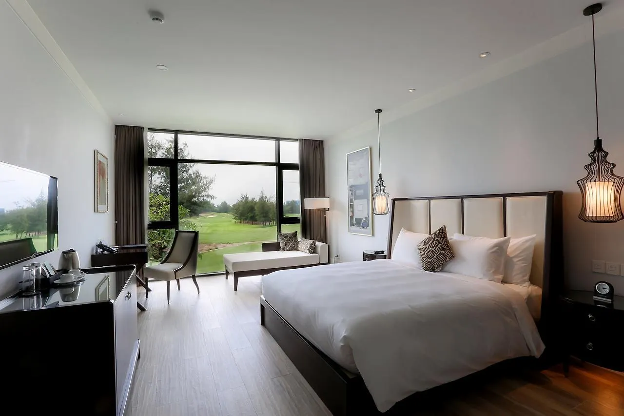 Montgomerie Links Hotel Tra Khe